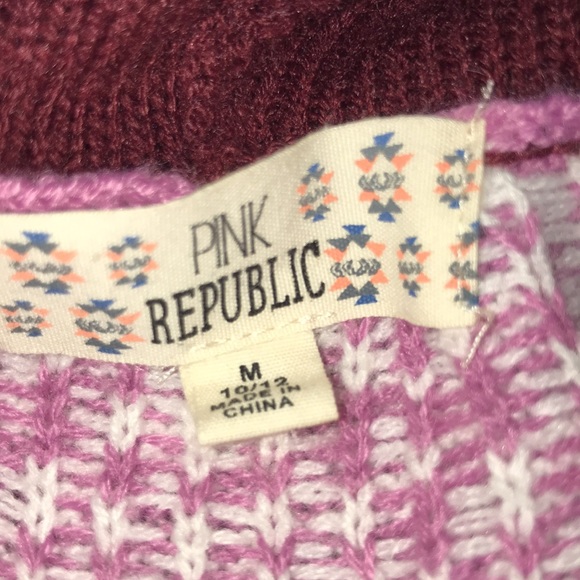 Girl’s Hooded Pink Republic Sweater Size 10/12 - Picture 11 of 16